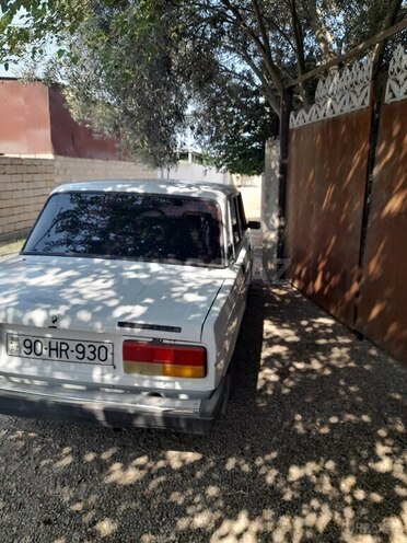 LADA (VAZ) 2107 2010, 90,000 km - 1.6 л - Salyan