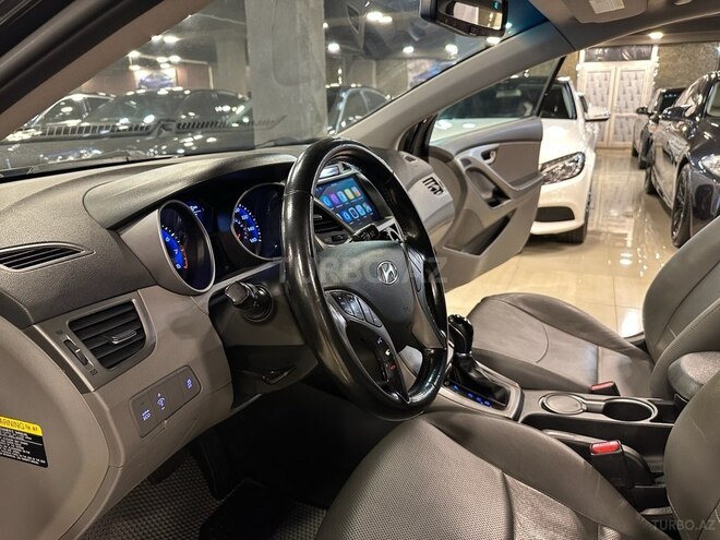 Hyundai Elantra 2015, 115,000 km - 1.8 l - Bakı