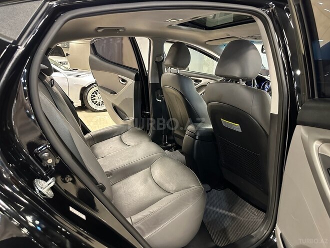 Hyundai Elantra 2015, 115,000 km - 1.8 l - Bakı