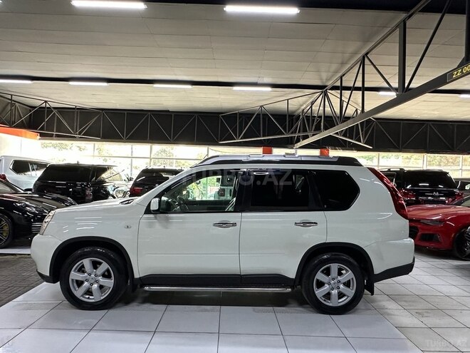 Nissan X-Trail 2010, 212,100 km - 2.5 л - Bakı
