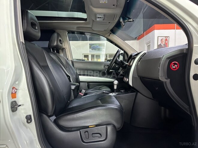 Nissan X-Trail 2010, 212,100 km - 2.5 л - Bakı