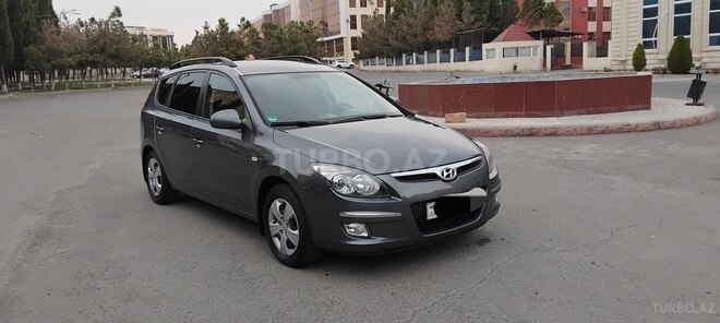 Hyundai i30 2009, 200,000 km - 1.4 l - Gəncə