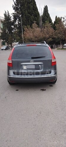 Hyundai i30 2009, 200,000 km - 1.4 l - Gəncə