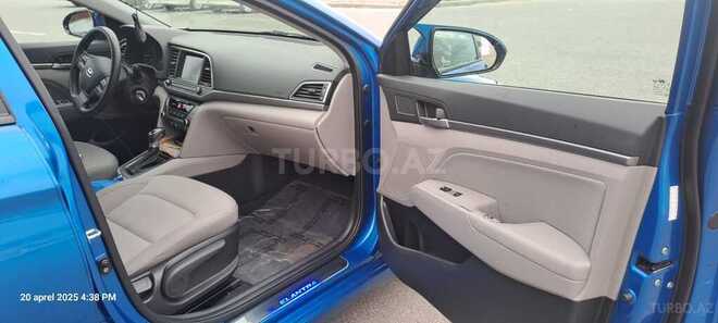 Hyundai Elantra 2018, 150,000 km - 2.0 л - Bakı