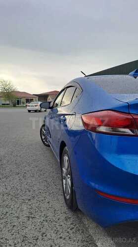 Hyundai Elantra 2018, 150,000 km - 2.0 л - Bakı