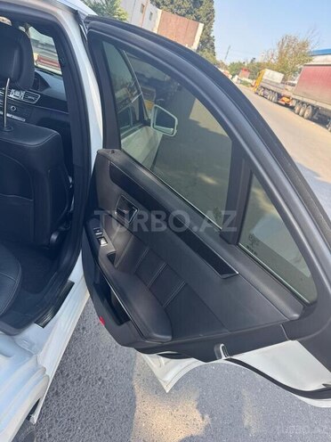 Mercedes E 250 4MATIC 2015, 212,000 km - 2.2 l - Bakı
