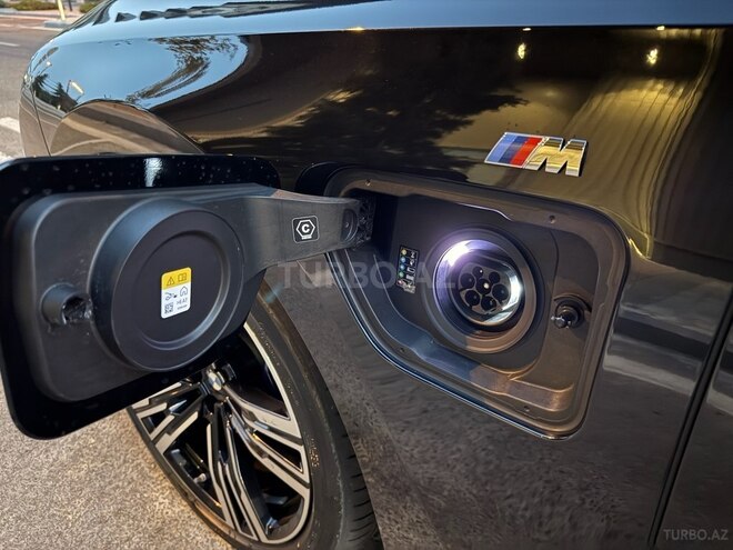 BMW 750e xDrive 2024, 28,000 km - 3.0 л - Bakı
