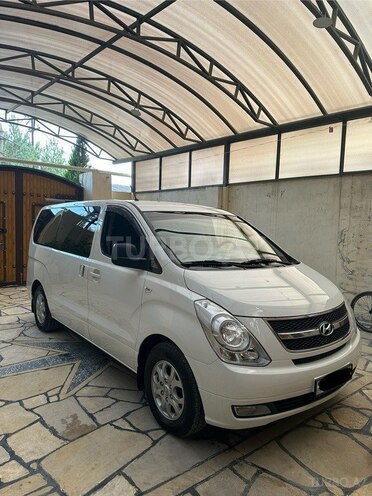 Hyundai H-1 2010, 220,000 km - 2.5 l - Bakı