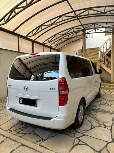 Hyundai H-1 2010, 220,000 km - 2.5 l - Bakı
