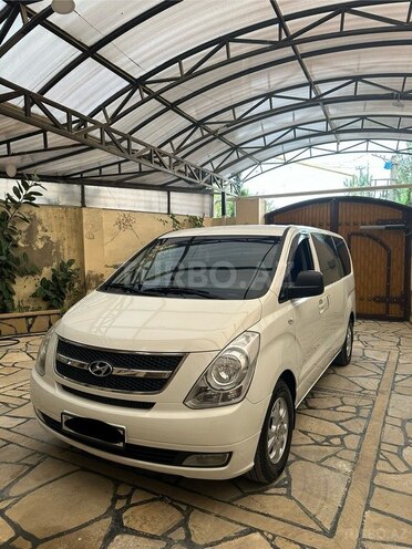 Hyundai H-1 2010, 220,000 km - 2.5 l - Bakı