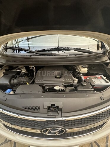 Hyundai H-1 2010, 220,000 km - 2.5 l - Bakı