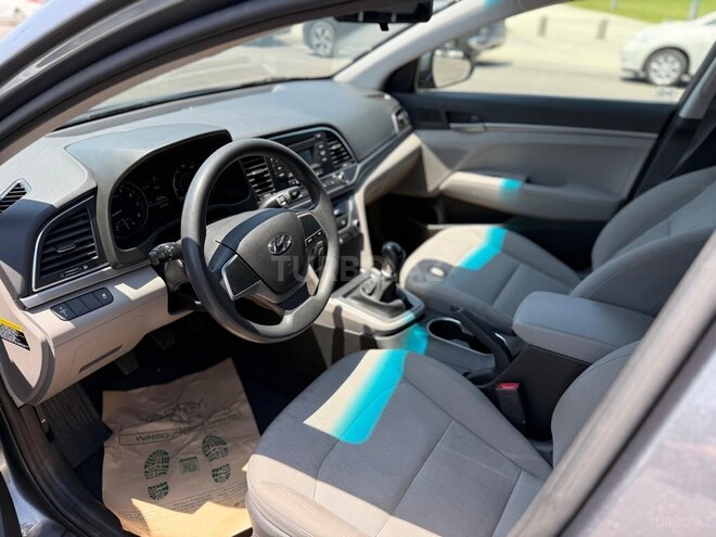Hyundai Elantra 2018, 130,357 km - 2.0 l - Bakı