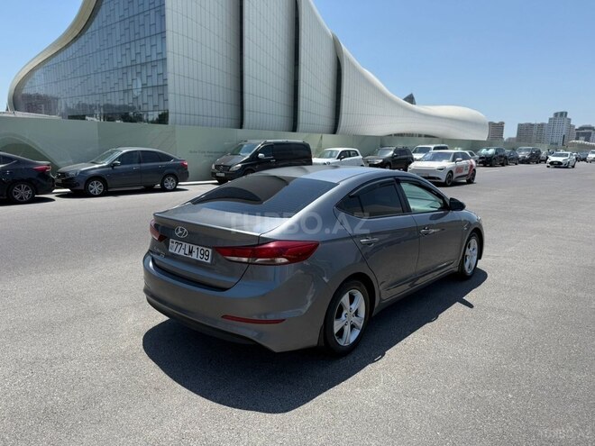 Hyundai Elantra 2018, 130,357 km - 2.0 l - Bakı