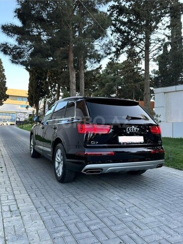 Audi Q7 2017, 75,000 km - 2.0 l - Bakı