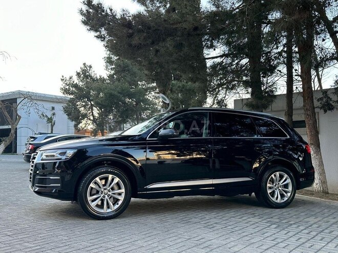 Audi Q7 2017, 75,000 km - 2.0 l - Bakı