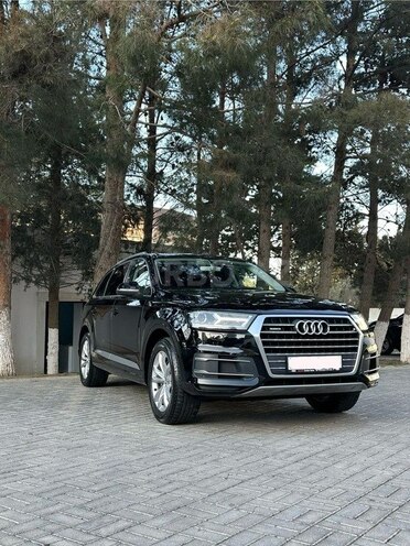 Audi Q7 2017, 75,000 km - 2.0 l - Bakı