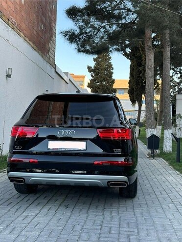 Audi Q7 2017, 75,000 km - 2.0 l - Bakı