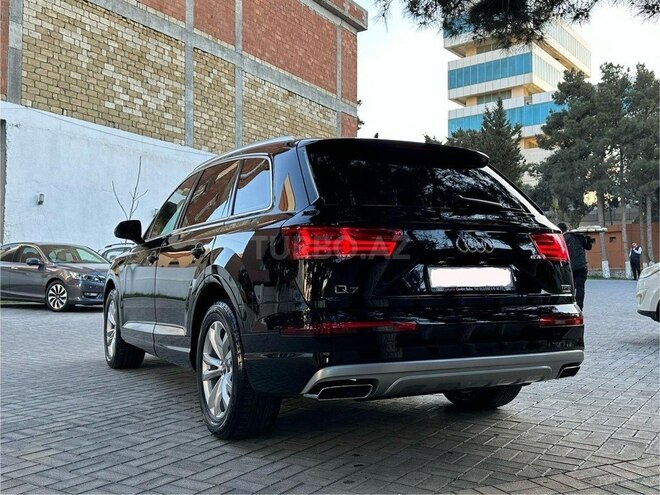 Audi Q7 2017, 75,000 km - 2.0 l - Bakı
