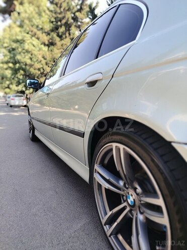 BMW 523 1998, 267,000 km - 2.5 l - Şamaxı