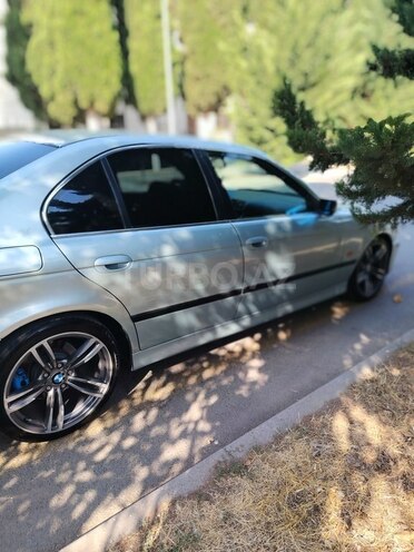 BMW 523 1998, 267,000 km - 2.5 l - Şamaxı