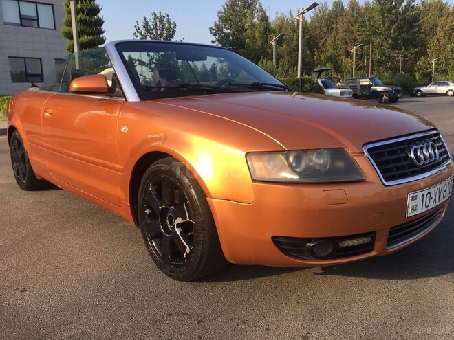 Audi A4-4