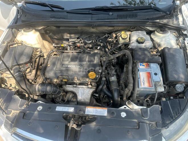 Chevrolet Cruze 2011, 374,000 km - 1.4 l - Sumqayıt