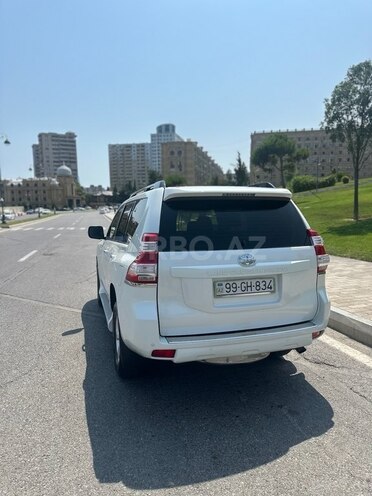 Toyota Land Cruiser Prado 2014, 212,000 km - 2.7 л - Bakı