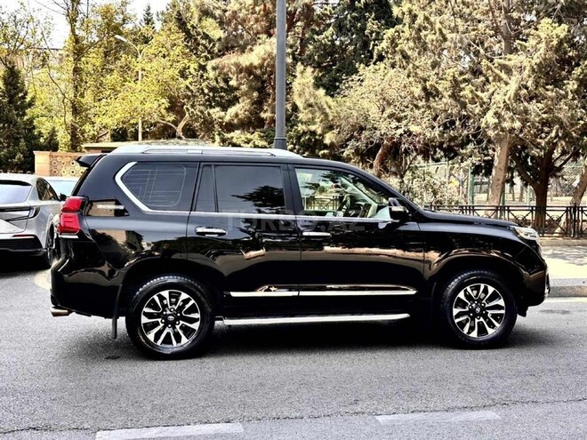 Toyota Land Cruiser Prado 2012, 147,000 km - 4.0 л - Bakı