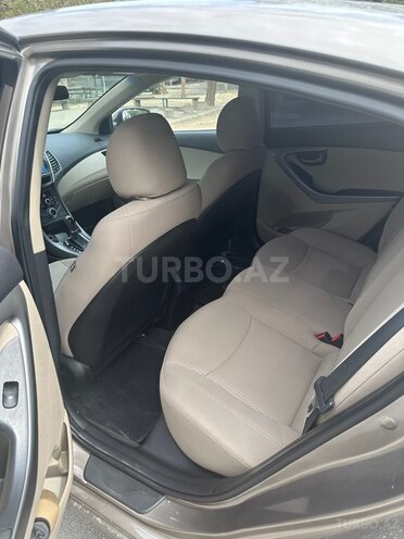 Hyundai Elantra 2015, 144,841 km - 1.8 l - Bakı