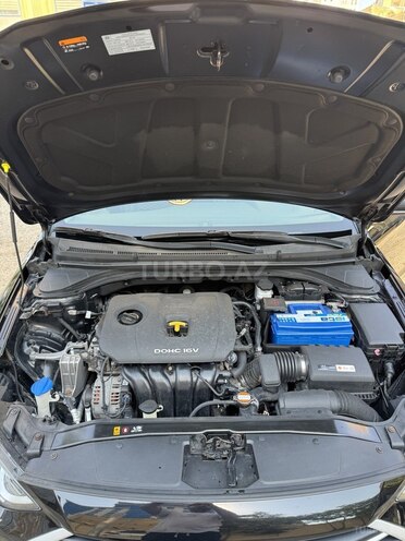 Hyundai Elantra 2016, 241,402 km - 2.0 л - Bakı