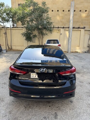 Hyundai Elantra 2016, 241,402 km - 2.0 л - Bakı