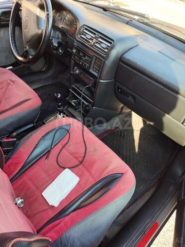 Opel Vectra 1994, 356,800 km - 1.8 l - Bakı