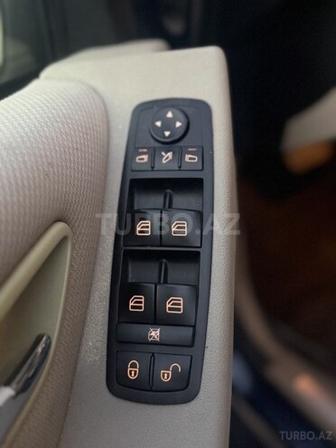 Mercedes B 200 2006, 239,000 km - 2.0 l - Bakı