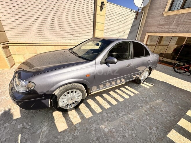 Nissan Sunny 2005, 245,000 km - 1.6 l - Bakı