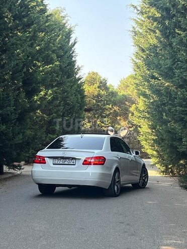 Mercedes E 220 d 2010, 226,000 km - 2.2 l - Bakı