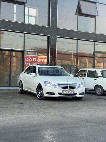 Mercedes E 220 d 2010, 226,000 km - 2.2 l - Bakı