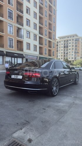 Audi A8 2014, 153,000 km - 4.0 l - Bakı