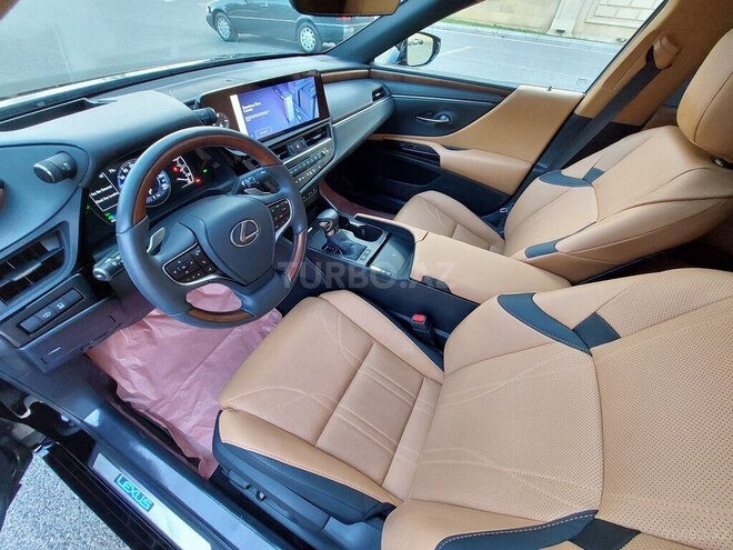 Lexus ES 300h 2023, 11,800 km - 2.5 l - Bakı