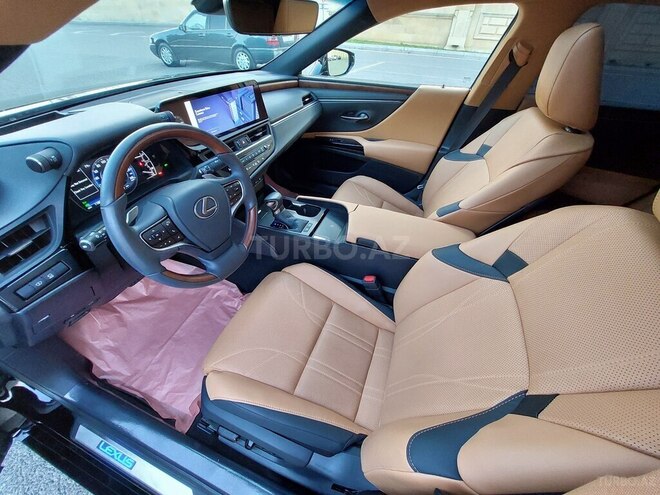 Lexus ES 300h 2023, 11,800 km - 2.5 l - Bakı
