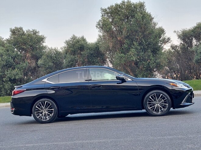 Lexus ES 300h 2023, 11,800 km - 2.5 l - Bakı
