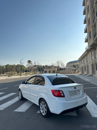 Kia Rio 2011, 160,000 km - 1.6 l - Sumqayıt