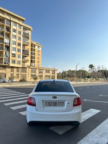 Kia Rio 2011, 160,000 km - 1.6 l - Sumqayıt