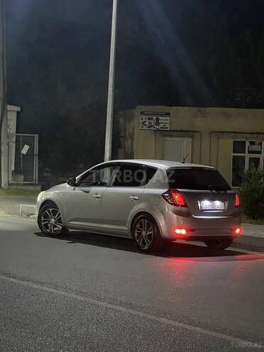 Kia Ceed 2010, 333,333 km - 1.4 л - Masallı