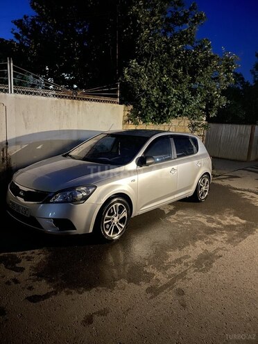 Kia Ceed 2010, 333,333 km - 1.4 л - Masallı