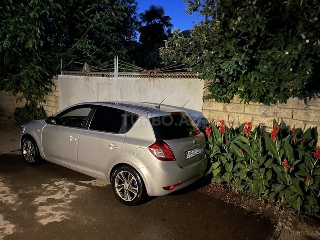 Kia Ceed 2010, 333,333 km - 1.4 л - Masallı