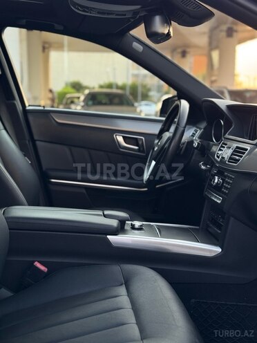 Mercedes E 220 d 4MATIC 2015, 207,000 km - 2.2 l - Bakı