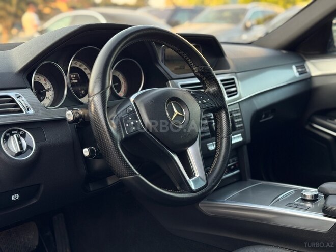 Mercedes E 220 d 4MATIC 2015, 207,000 km - 2.2 l - Bakı