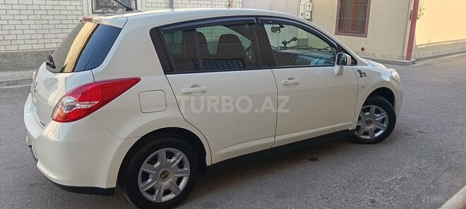 Nissan Tiida 2010, 180,711 km - 1.5 l - Bakı