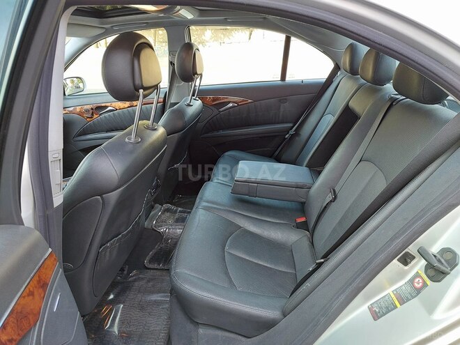 Mercedes E 240 2003, 172,300 km - 2.6 l - Bakı