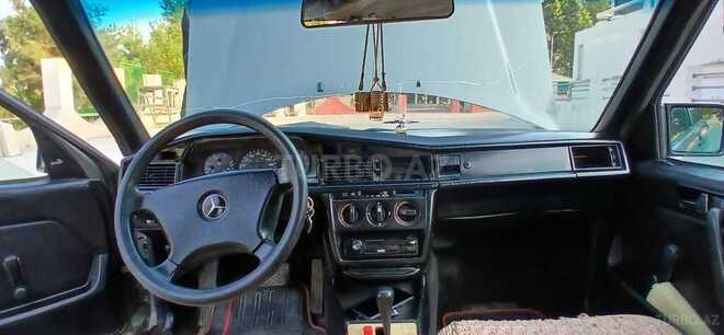 Mercedes 190 1990, 201,245 km - 2.0 л - Bərdə